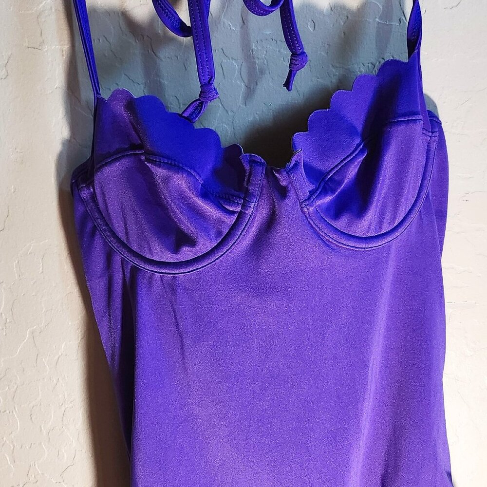 J. Crew Purple One Piece Swimsuit Underwire w/ Scalloped Design Ties at Neck SZ2